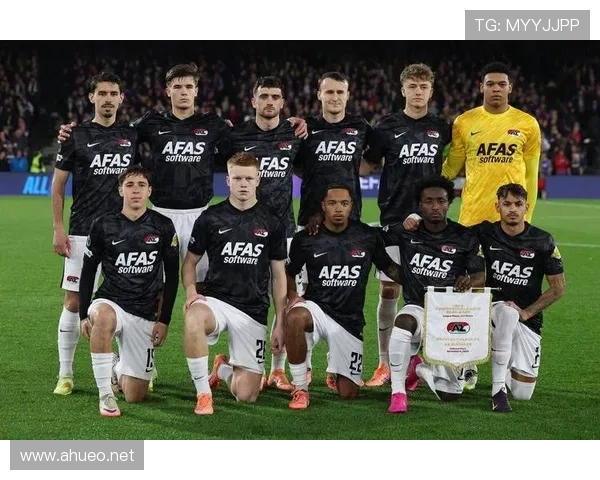 足球新星明星榜：多位年轻球员本赛季表现稳健，竞争力持续提升