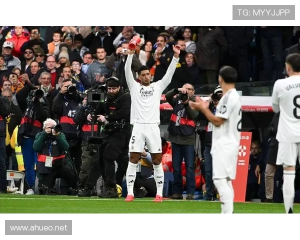 贝林厄姆皇马首季进球能力解析:顶级中场终结力从何而来