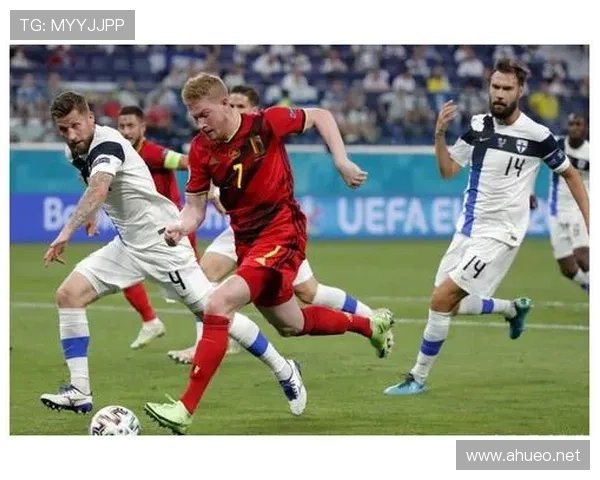 特罗萨德在比利时国家队的轮换定位解析