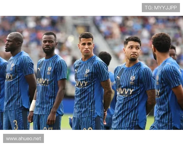 巴萨防线稳定性隐患持续,对球队竞争格局形成影响。 巴萨防线稳定性隐患持续,对球队竞争格局形成影响。