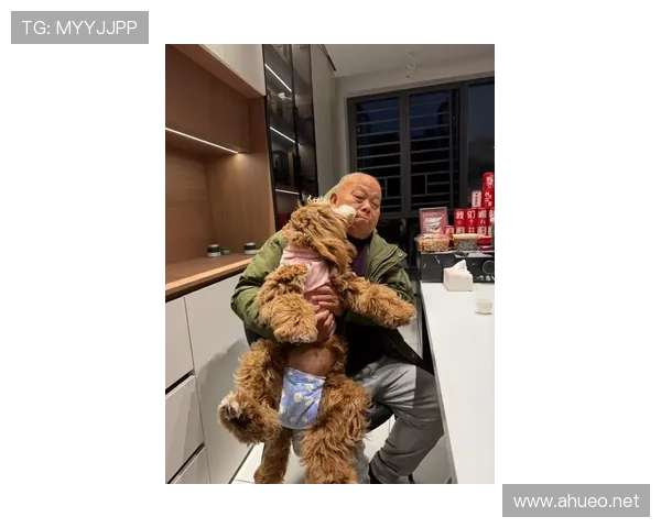 张琳芃家的狗吃的都比我一周饭钱贵