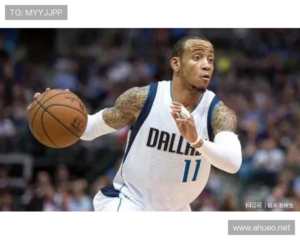 蒙塔·埃利斯无球跑动拉开空间，高效得分改变进攻节奏